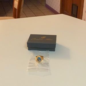 Porsamo Bleu topaz Ring